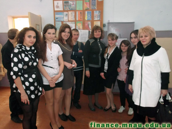 Зустріч з випускниками 11 класу середньої ЗОШ у с. Виноградівка Баштанського району.