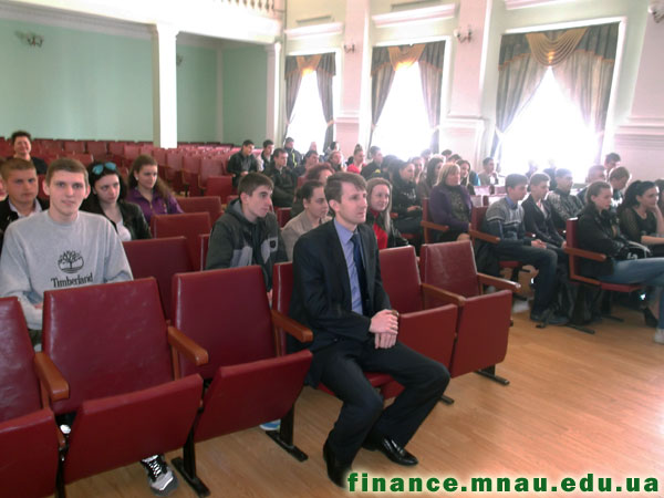 Екскурсія для учнів 10-х, 11-х класів Миколаївських ЗОШ №14 та №44 Корабельного району до МНАУ.