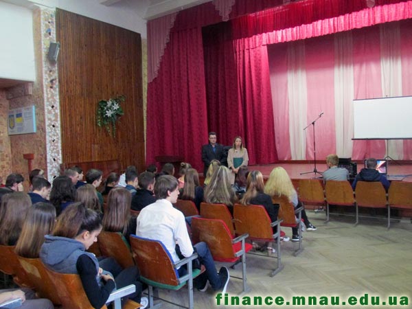 Під час зустрічі проведено бесіду з учнями 10-11 класів Миколаївської ЗОШ № 48 Корабельного району.